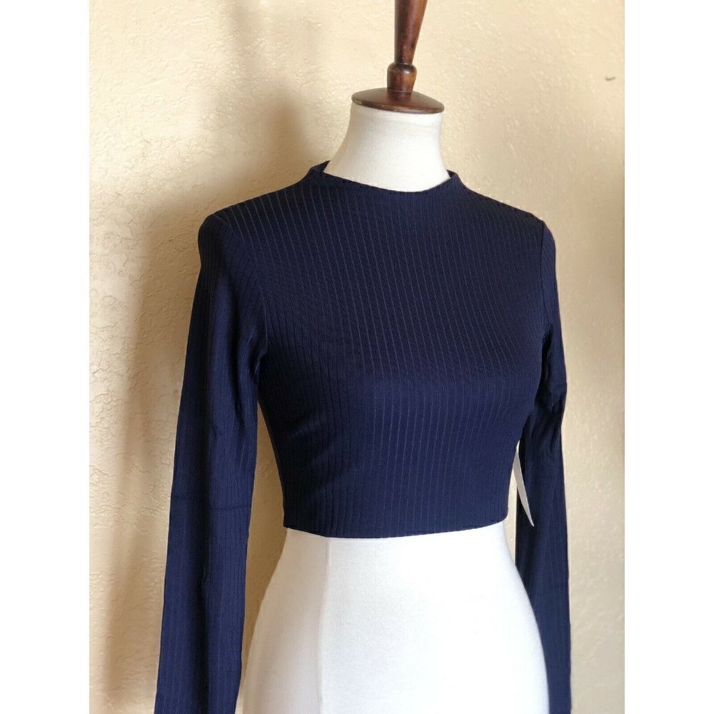 Noe Undergarments Navy Blue Ribbed Crop Top - Picture 7 of 10